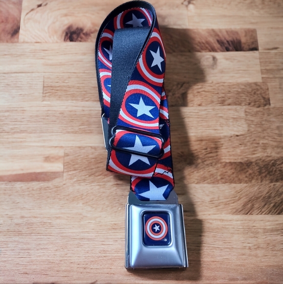 Marvel Captain America Buckle-Down Seat Buckle Belt - Picture 5 of 6